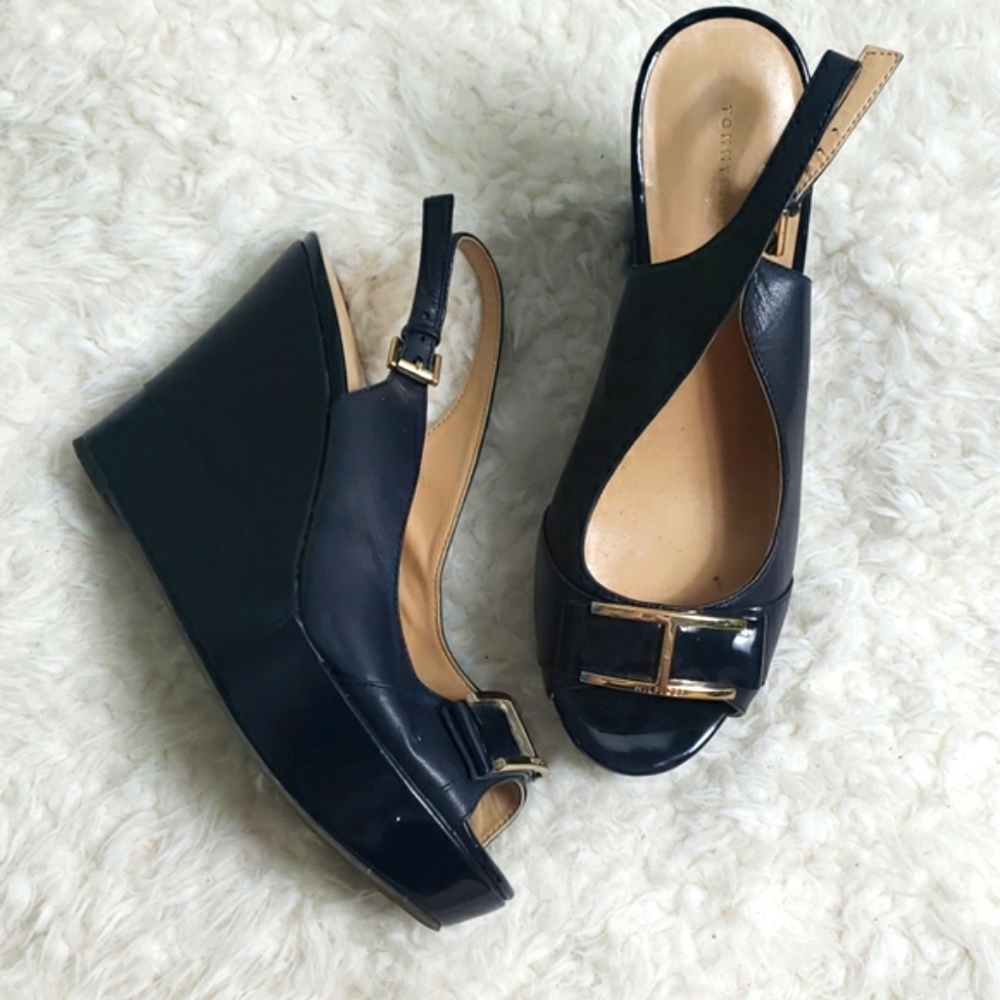 tommy hilfiger • kameron wedge slingbacks